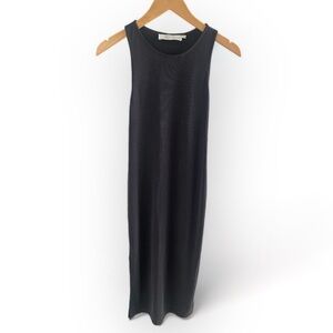 ASTR Th‎e Label Dress Gray Ribbed Sleeveless XS Cross Back Side Slit Revolve
